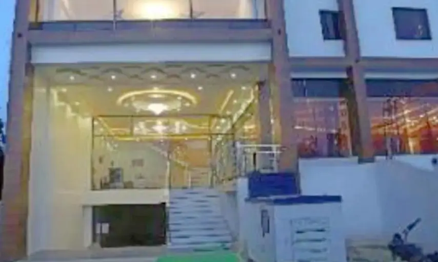 FabHotel Elegance Ayodhya