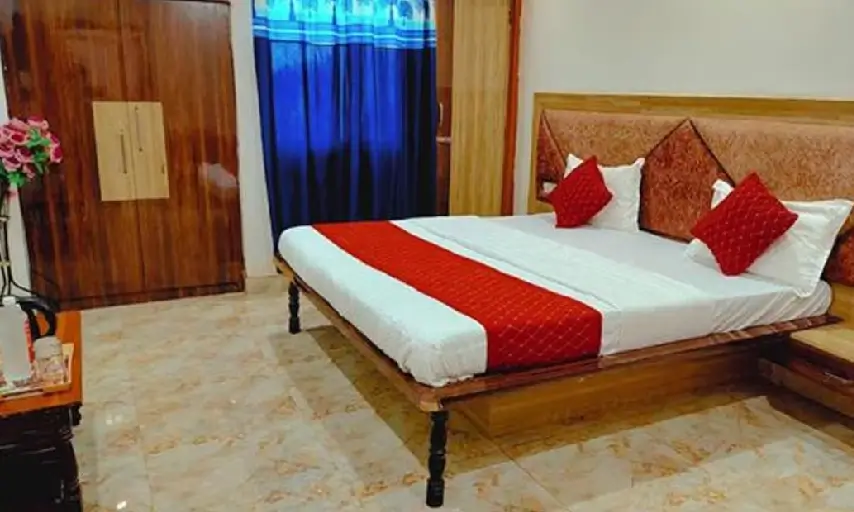 FabHotel Elegance Ayodhya