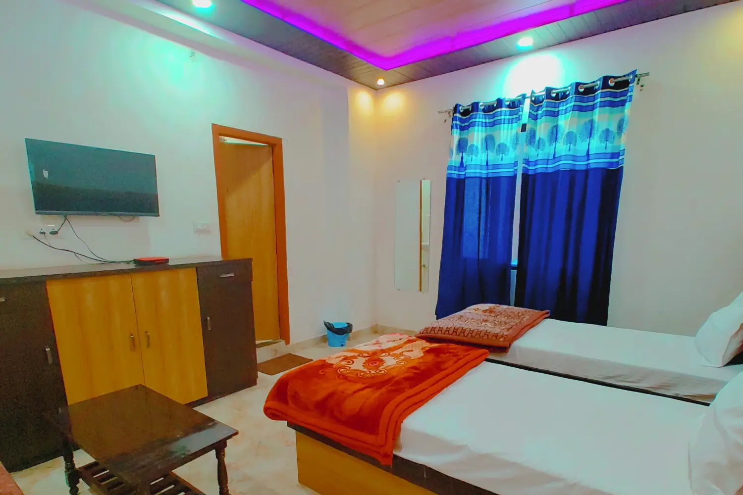 Fabhotel Elegance