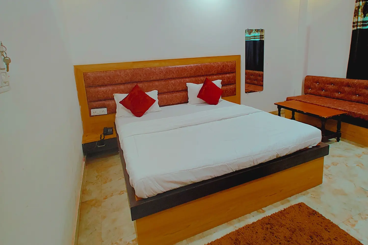 Fabhotel Elegance