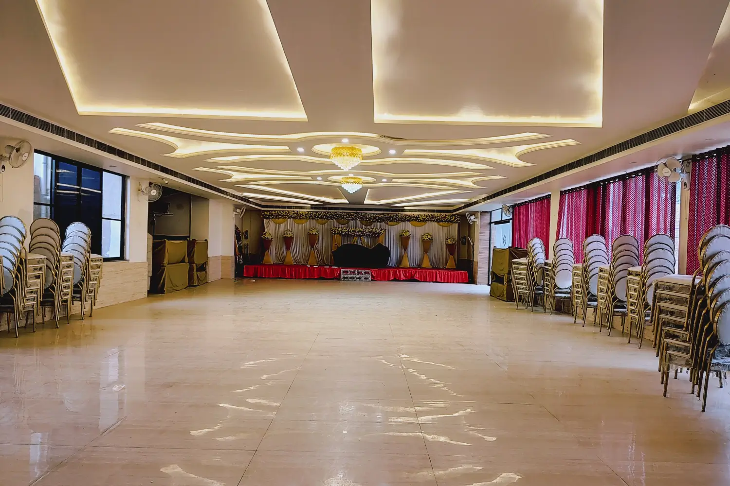Fabhotel Elegance