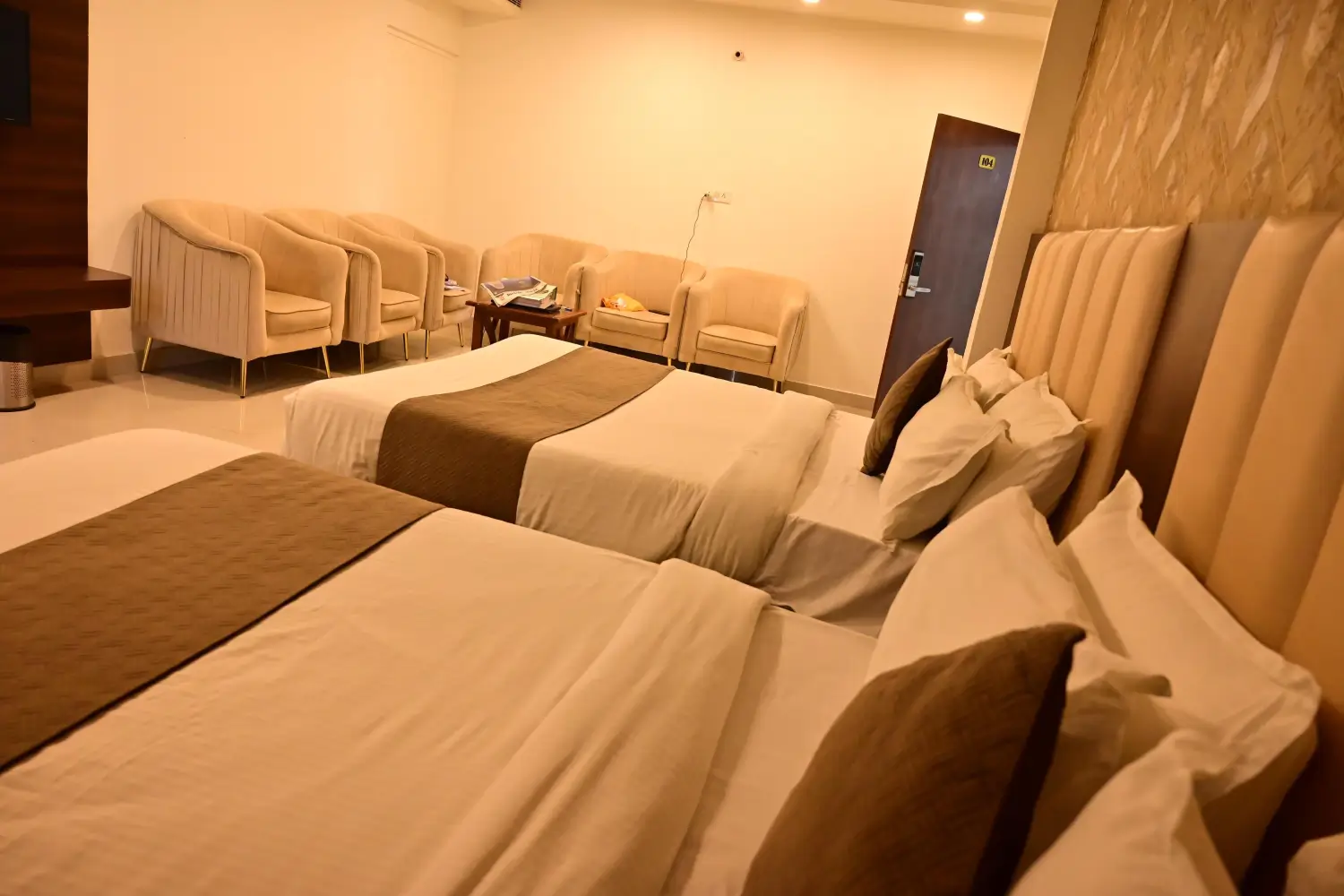 Neelkanth Hotel Ayodhya