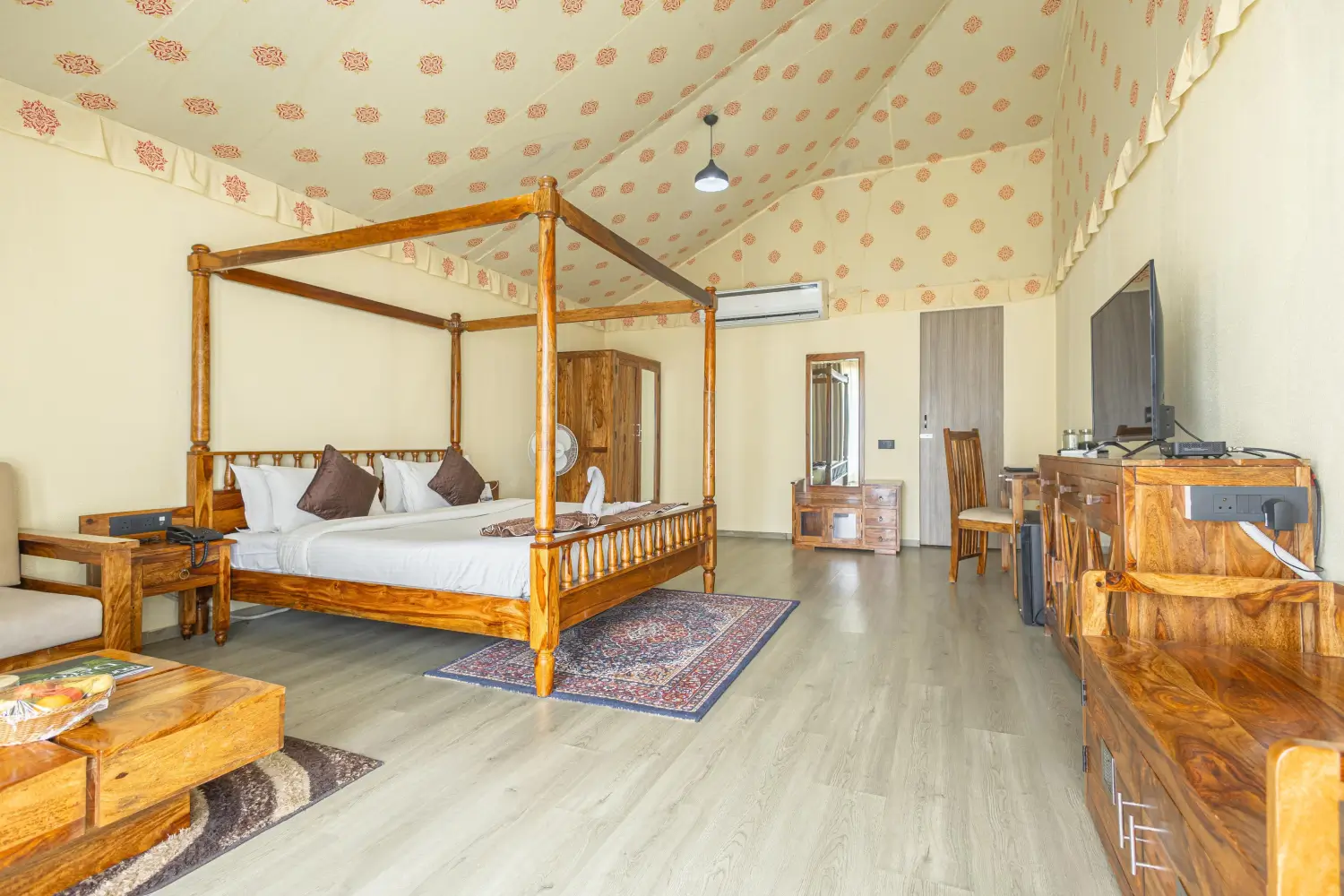 Praveg Tent City Saryu Ayodhya