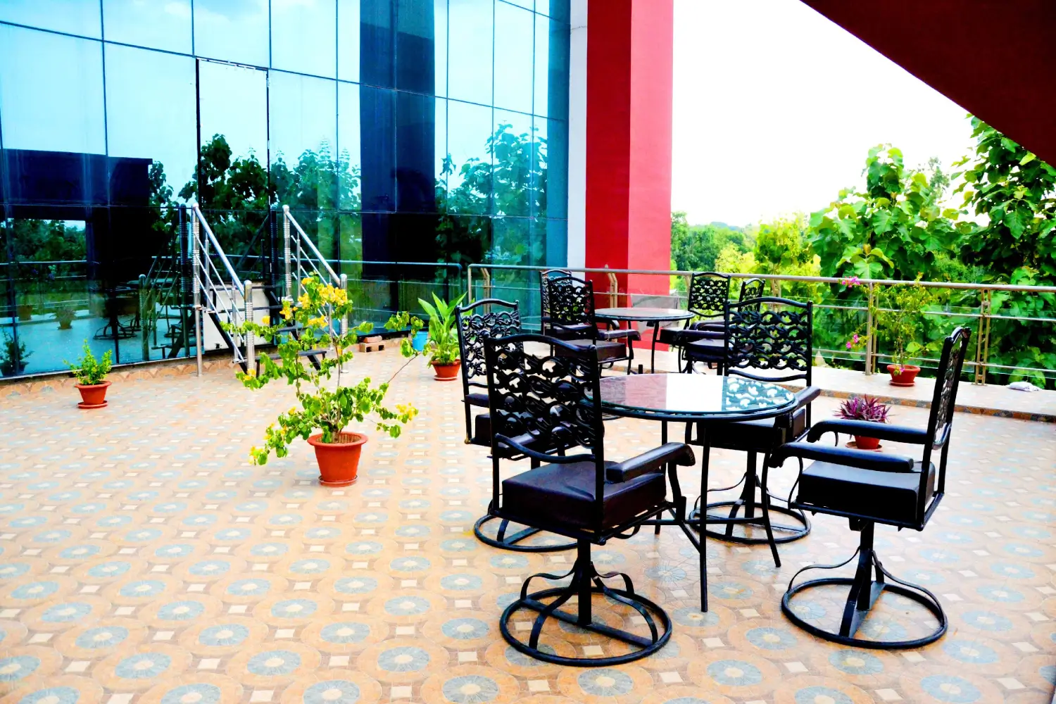 Taraji Hotel & Restaurant Ayodhya
