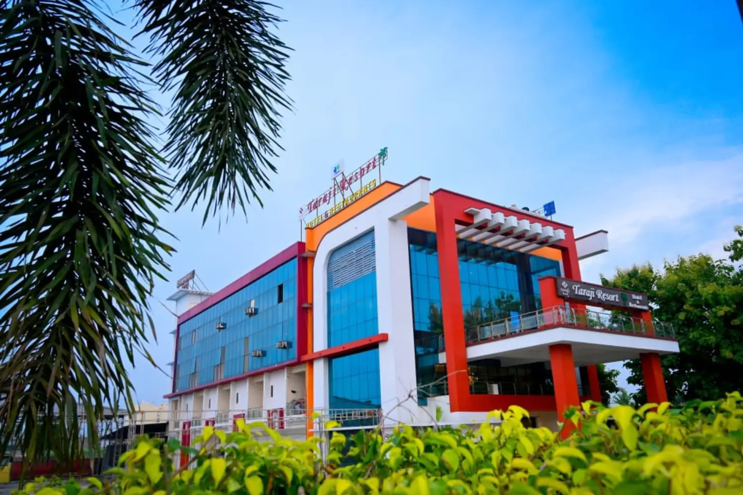 Taraji Hotel & Restaurant Ayodhya